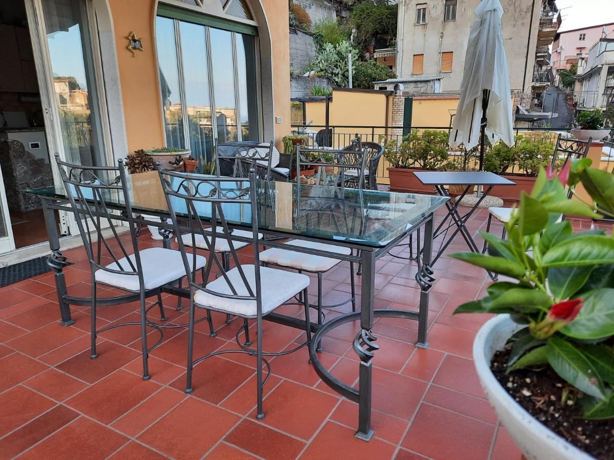 B&B Greco Home Таормина Экстерьер фото